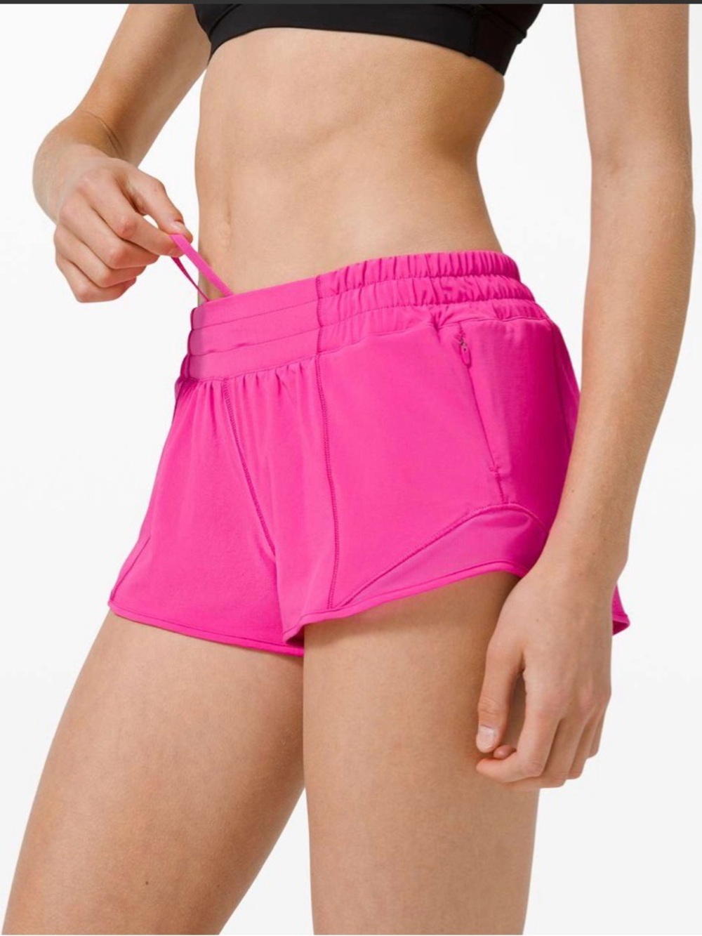 Lululemon Hotty Hot Low-Rise Lined Short 2.5" in pink, Size 8